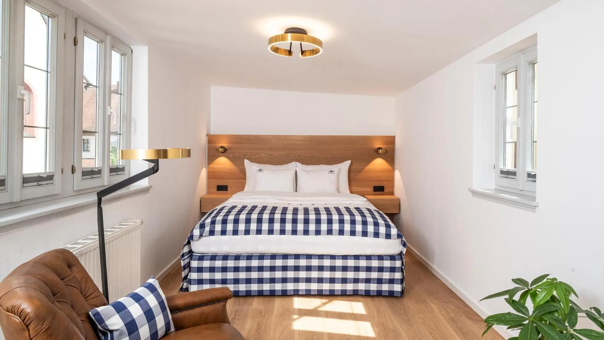 *****  Hästens Hotel - chez Douverne Sommerach Deutschland